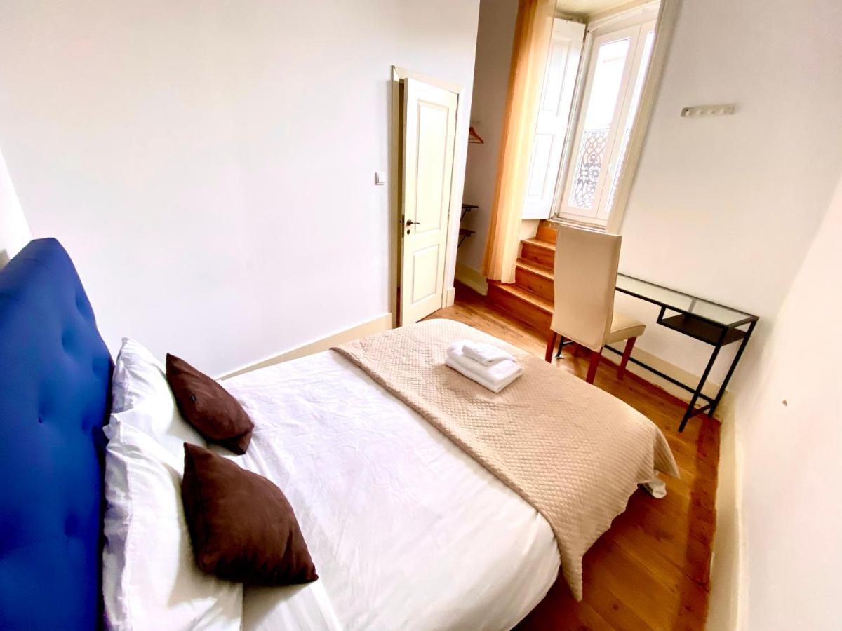 Nature Chiado 2- Cozy Little Double With Shared Bathroom Gasthuis Lissabon